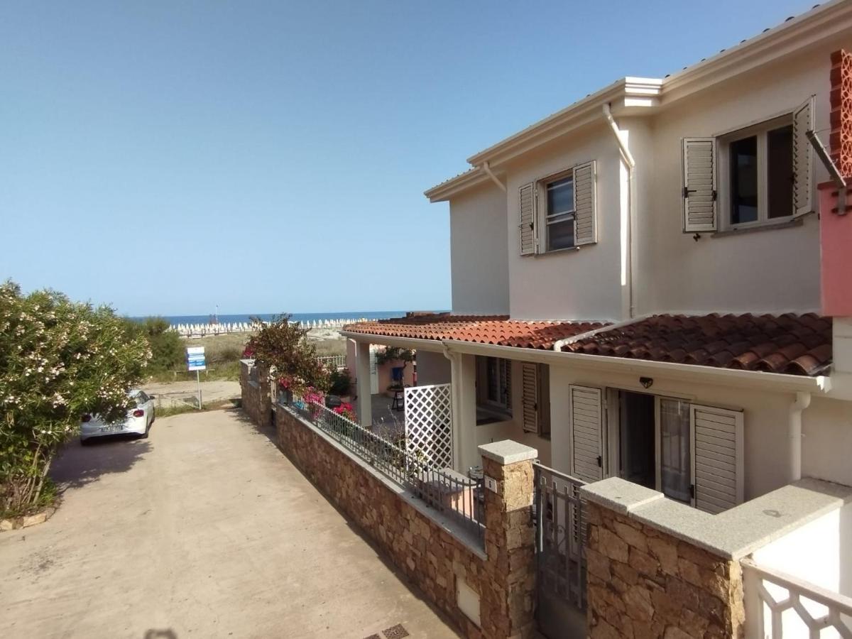 Summer Room- Fronte Spiaggia Ла-Калетта Экстерьер фото